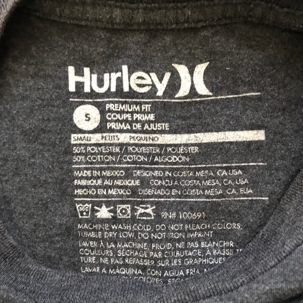 Hurley T-shirt - Picture 2 of 2